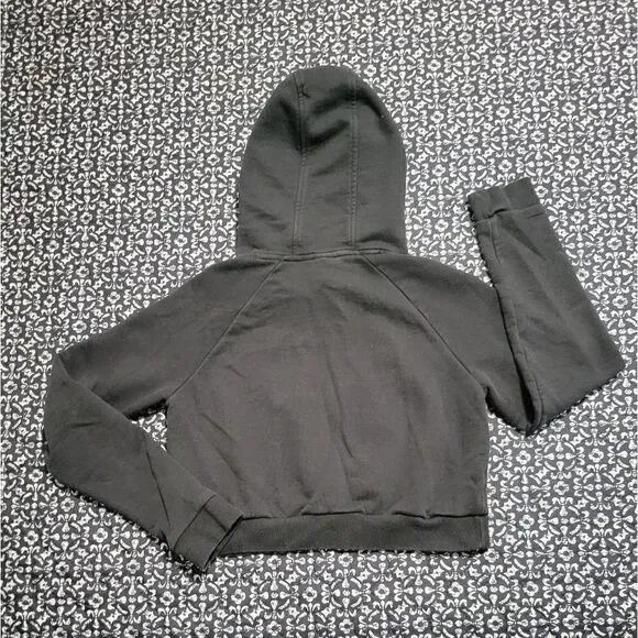 Adidas Cropped Hoodie    - Picture 4 of 8